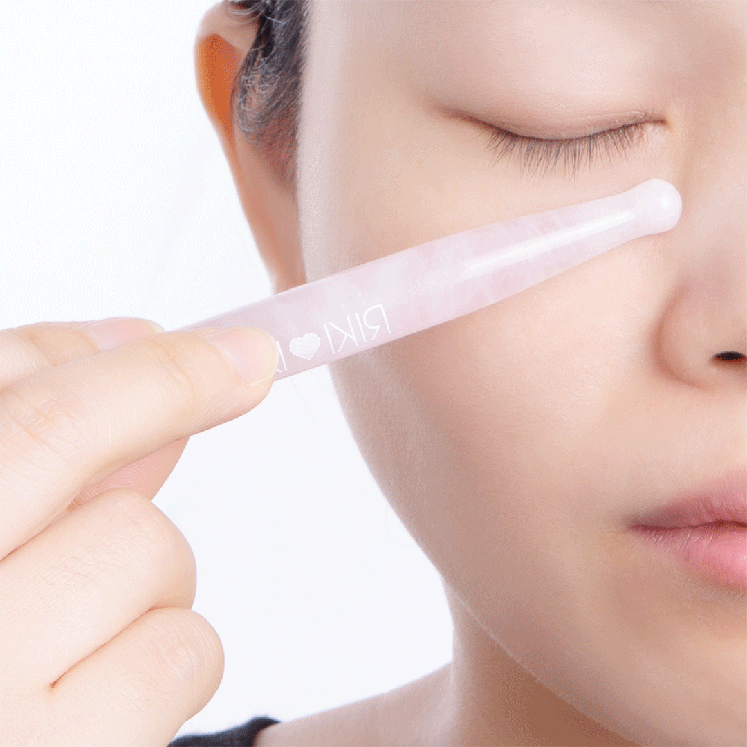  Riki Facial Gua Sha rose quartz, designed to perfectly work with the many contours of your face